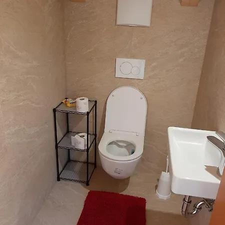 Christine Apartamento